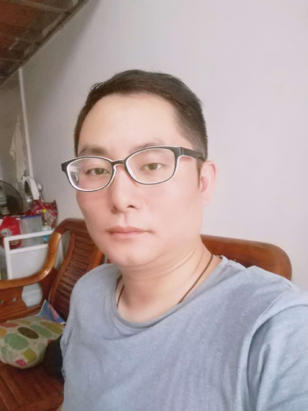 流星的尾巴的第一张照片--云霄征婚网