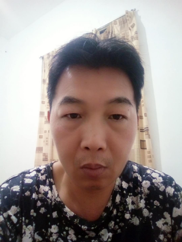 繁华哀伤的第一张照片--云霄征婚网
