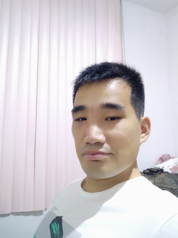 大男孩的第一张照片--云霄征婚网