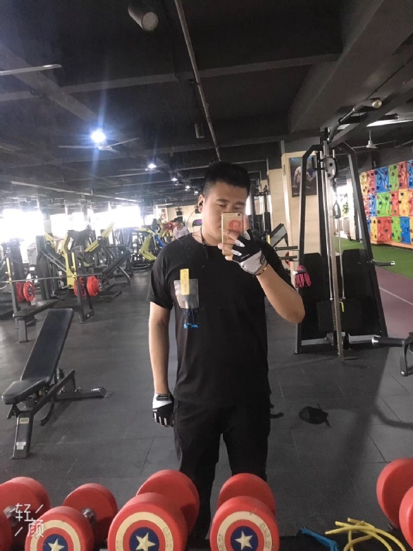 余生有你的第一张照片--云霄征婚网