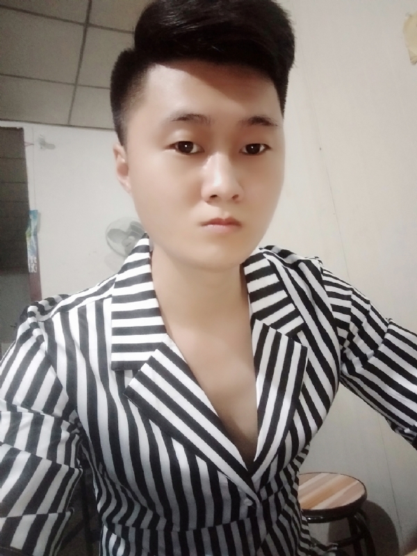 随遇而安的第一张照片--云霄征婚网