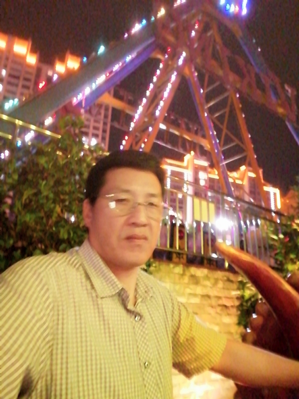 有你不孤单的第一张照片--云霄征婚网