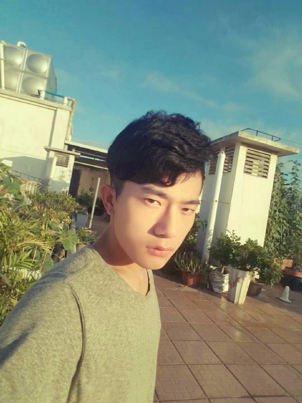 寒烟陌上的第一张照片--云霄征婚网