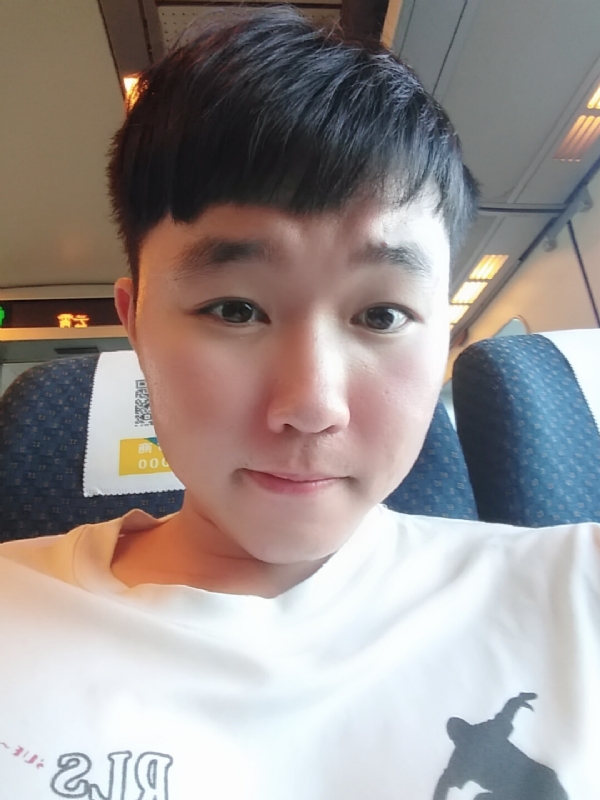 爱玉的第一张照片--云霄征婚网