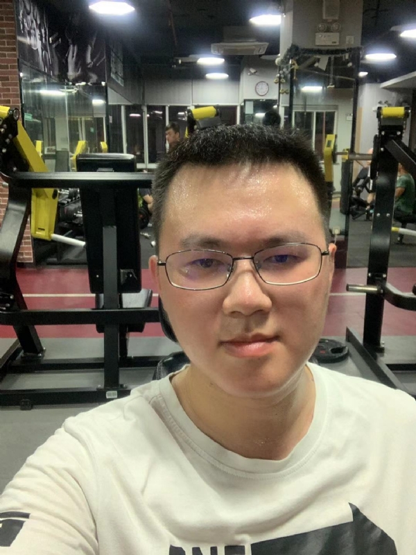 loyi的第一张照片--云霄征婚网