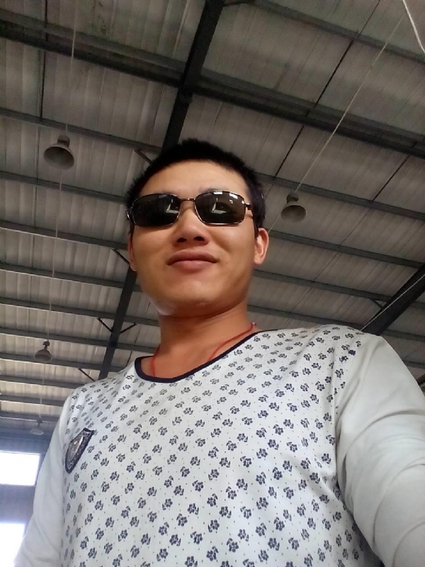 爱拼才会赢的第一张照片--云霄征婚网