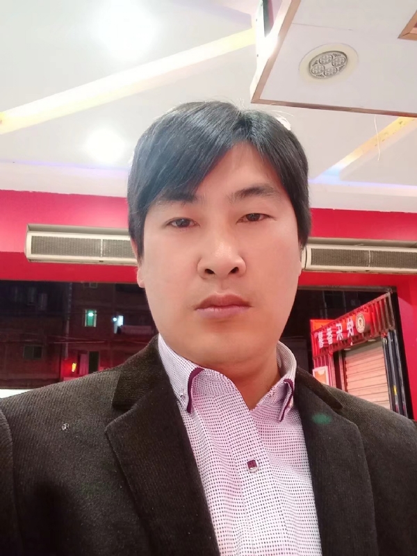 奔跑的第二张照片--云霄征婚网