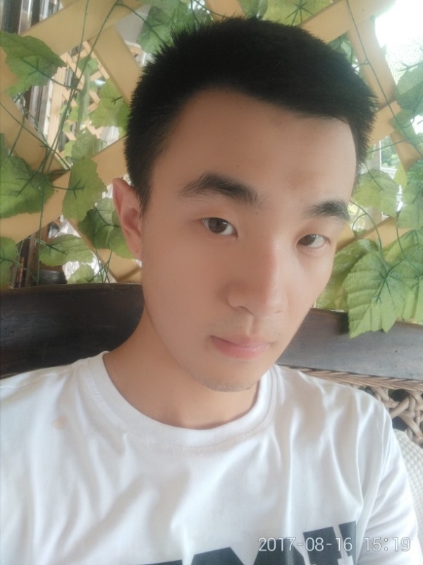 余生请你指教的第一张照片--云霄征婚网