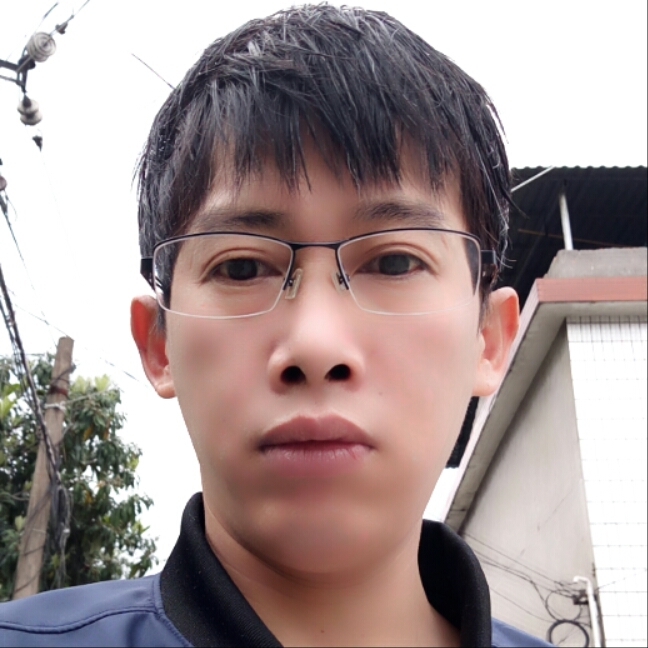 下凡买烟的第一张照片--云霄征婚网