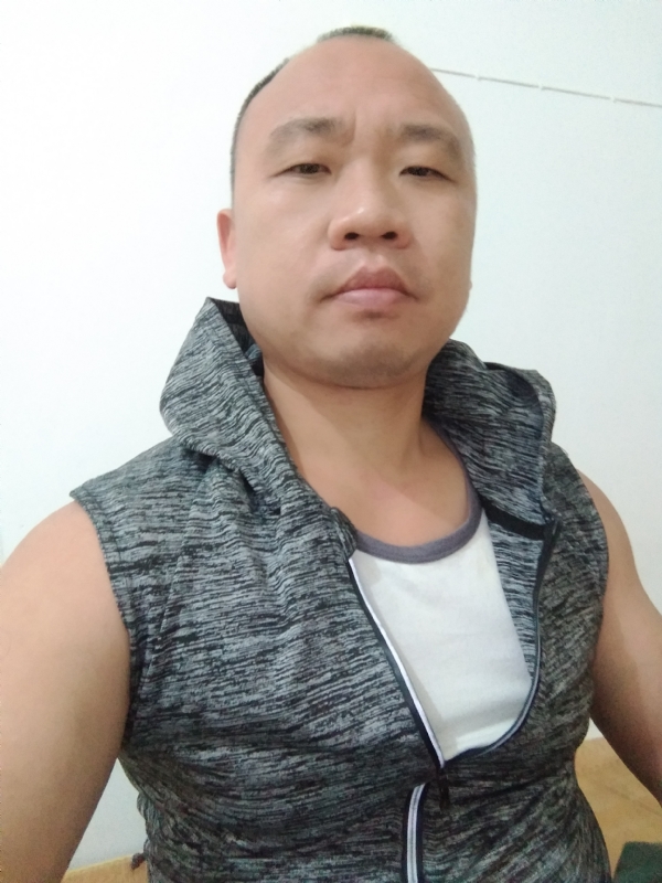 whm的第一张照片--云霄征婚网