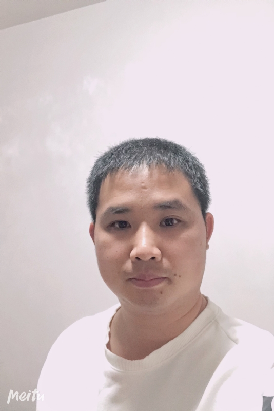 小梁的第一张照片--云霄征婚网