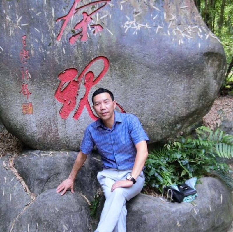 老·黄的第一张照片--云霄征婚网