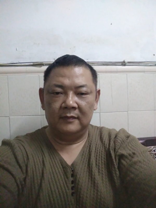 馋花拜柳的第一张照片--云霄征婚网