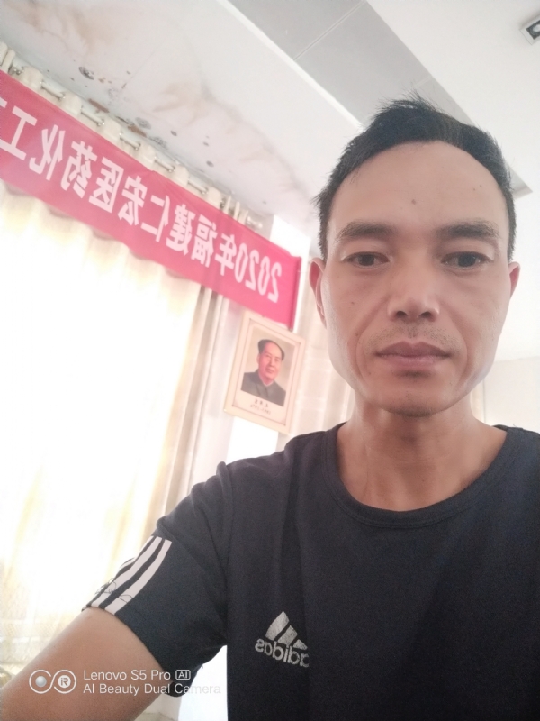 向往彩虹的第三张照片--云霄征婚网