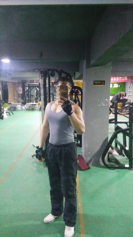 伤心是没有用的的第三张照片--云霄征婚网