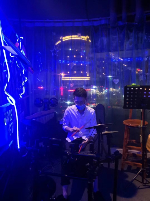 凤梨罐头的第一张照片--云霄征婚网