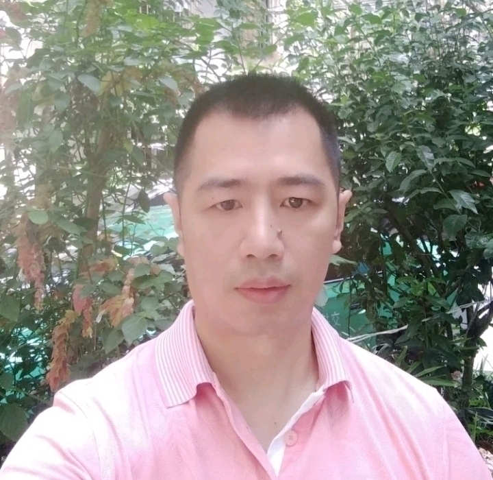 随心的第二张照片--云霄征婚网