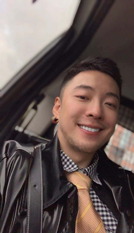 平凡英雄的第二张照片--云霄征婚网