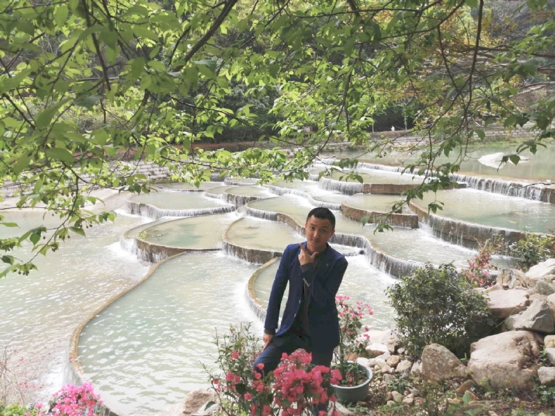 墨染尘封的第一张照片--云霄征婚网