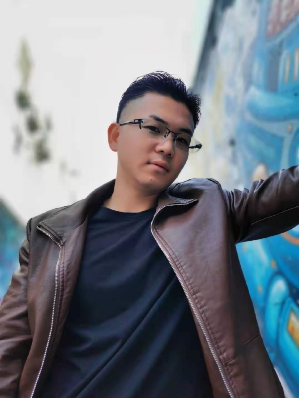 清歌曼舞的第一张照片--云霄征婚网