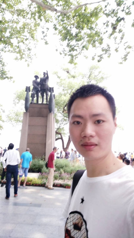 志东的第三张照片--云霄征婚网