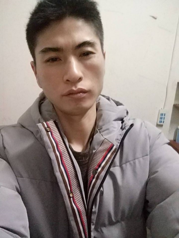 花若离枝的第一张照片--云霄征婚网