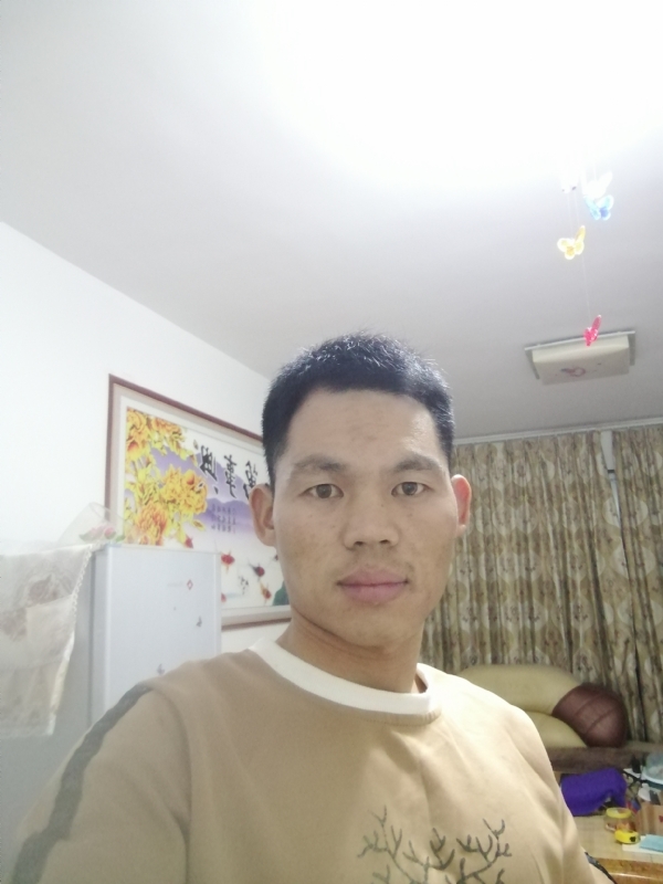 晨zwc的第一张照片--云霄征婚网