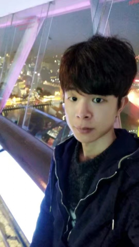 他年词笔的第一张照片--云霄征婚网