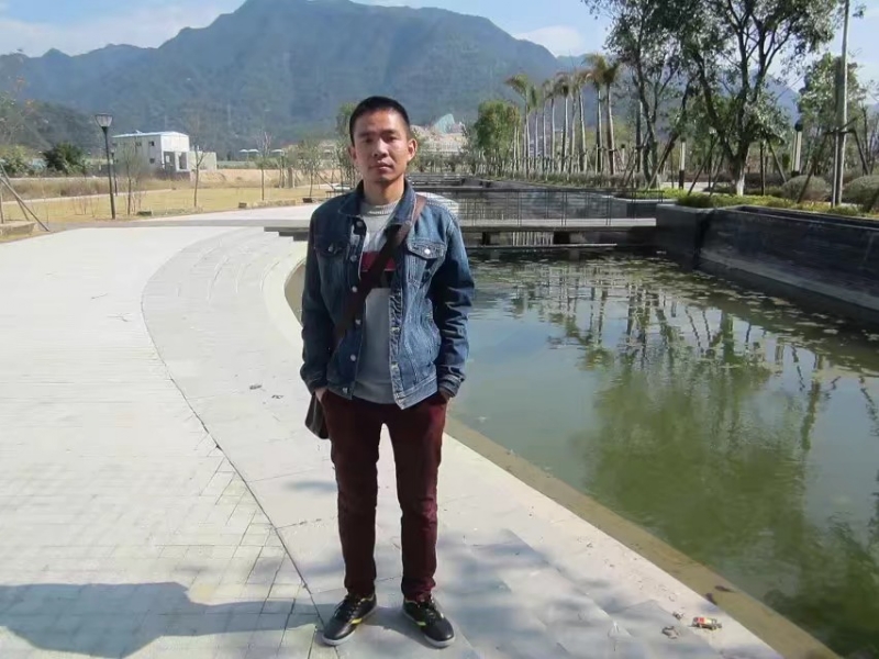 心中有海的第一张照片--云霄征婚网