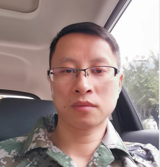 风来云意的第一张照片--云霄征婚网