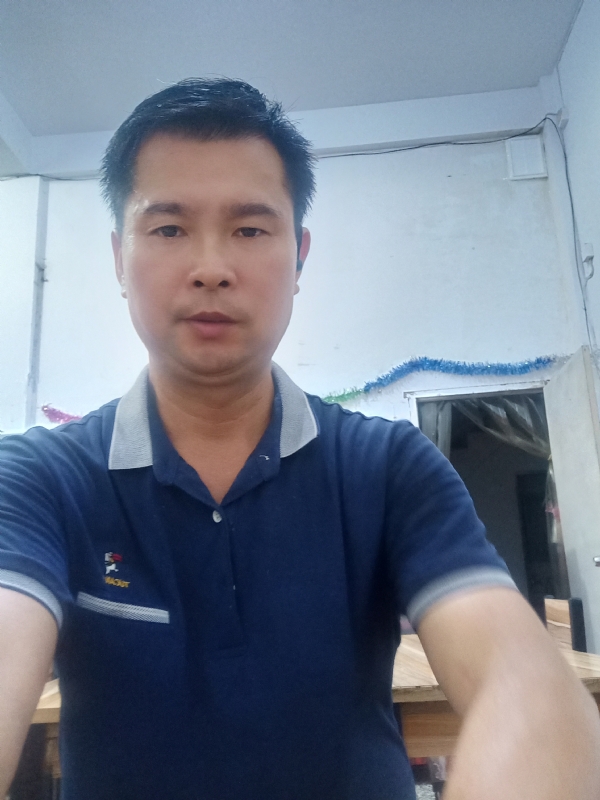 我是自强不息的第一张照片--云霄征婚网