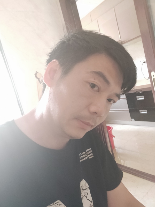 漫步的第二张照片--云霄征婚网