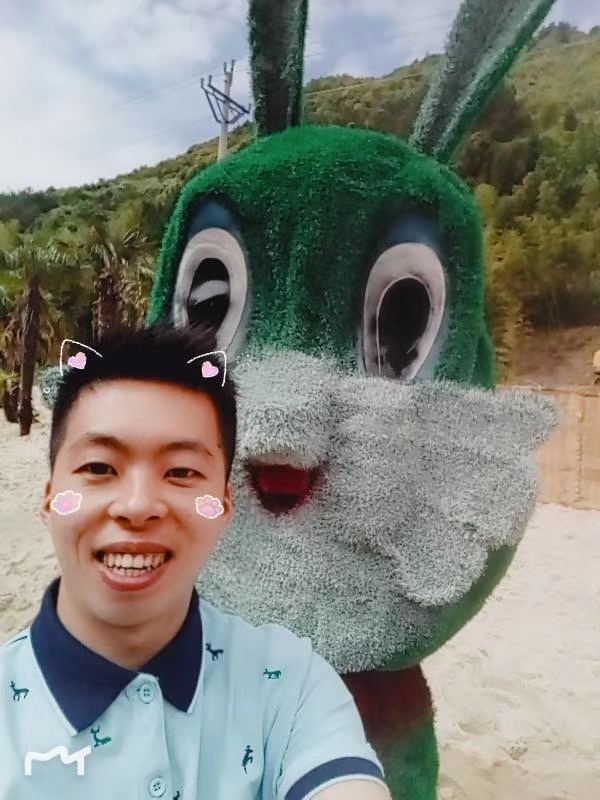 爱就要向前冲的第一张照片--云霄征婚网