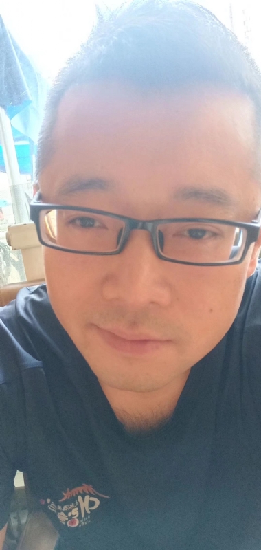 雅痞的第一张照片--云霄征婚网