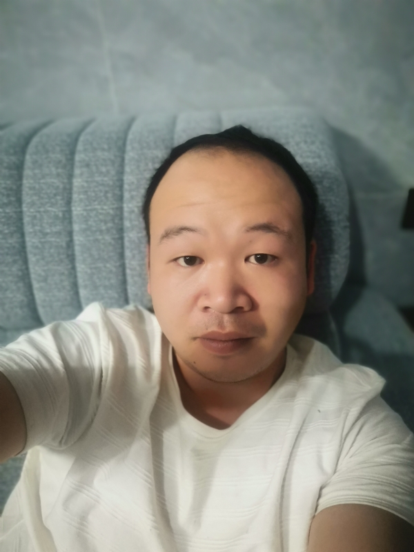 孤独老的第一张照片--云霄征婚网