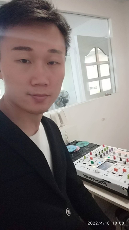 林锋的第三张照片--云霄征婚网