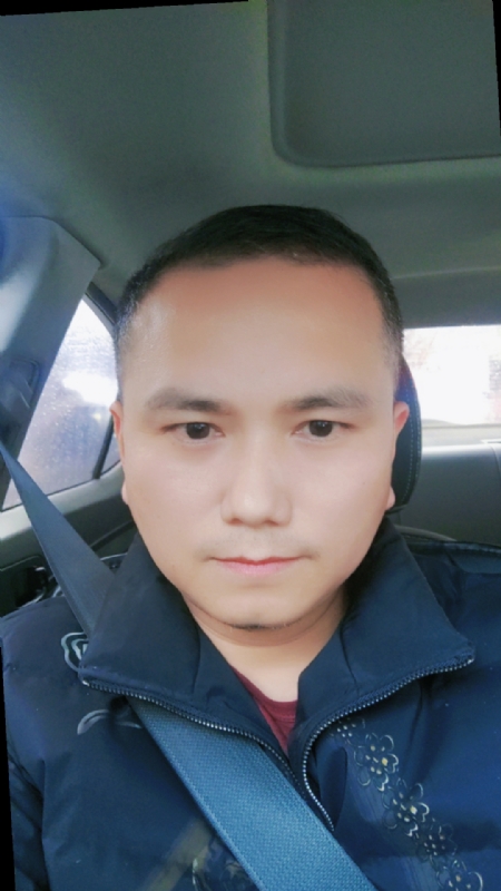 随心飞翔的第一张照片--云霄征婚网