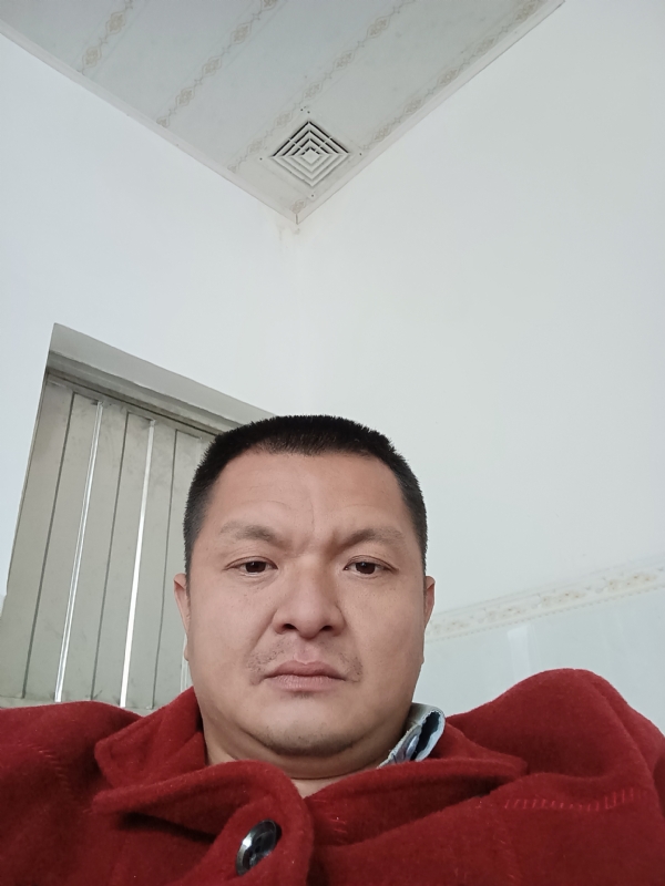 兰成龙的第一张照片--云霄征婚网