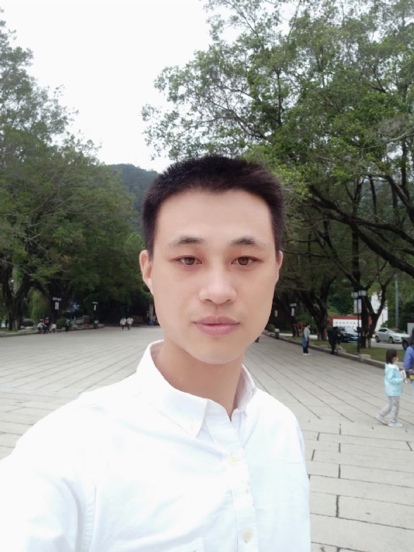 xu的第一张照片--云霄征婚网