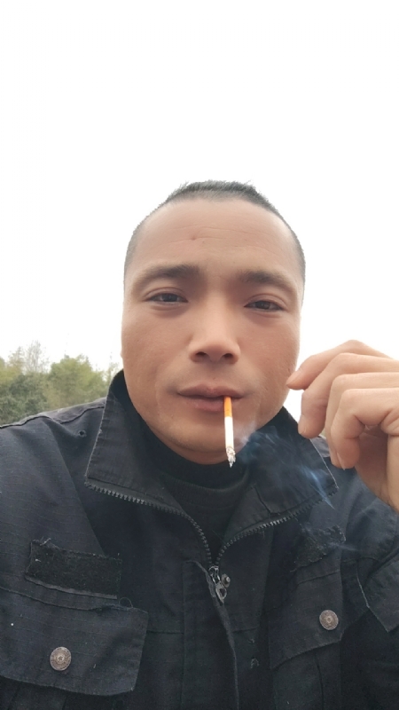 伯爵的第一张照片--云霄征婚网