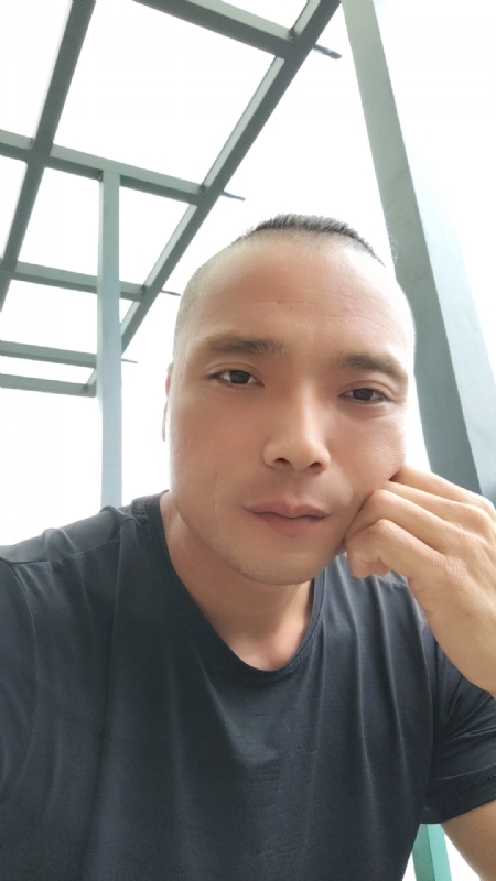 伯爵的第三张照片--云霄征婚网