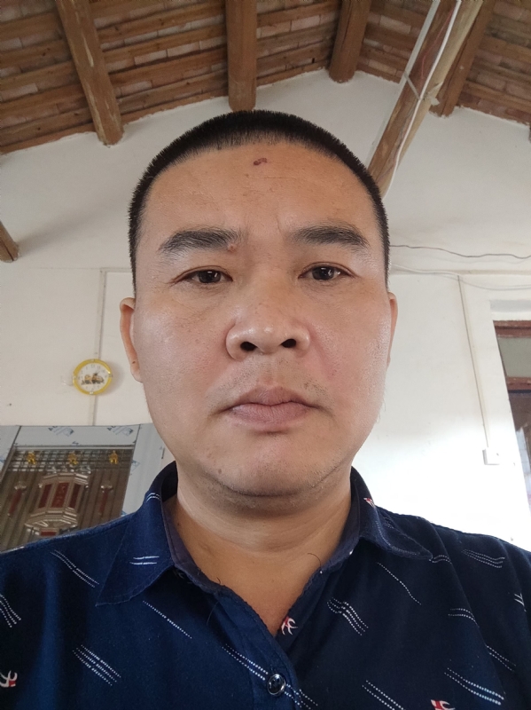 破碎的第一张照片--云霄征婚网