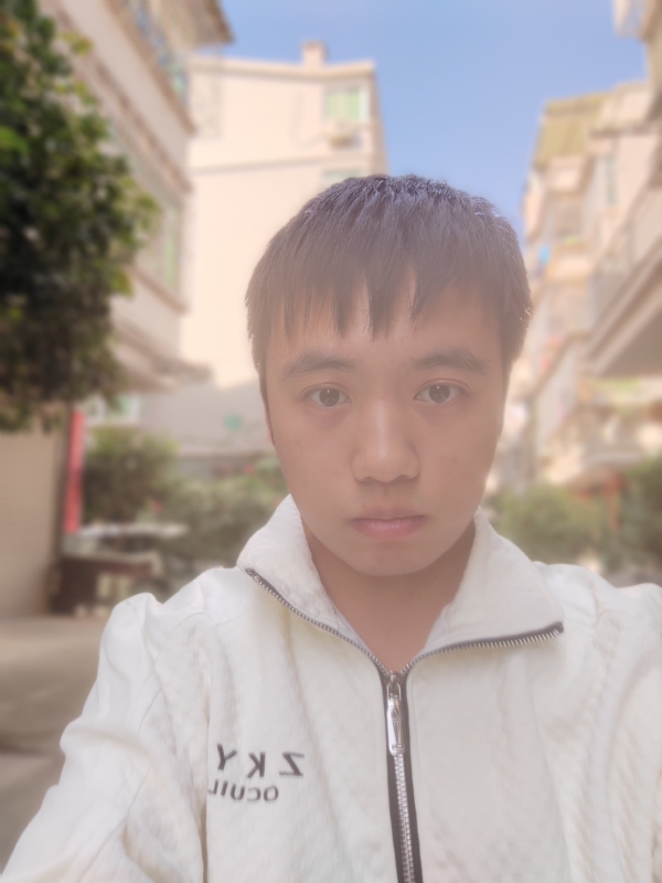 温柔的第一张照片--云霄征婚网