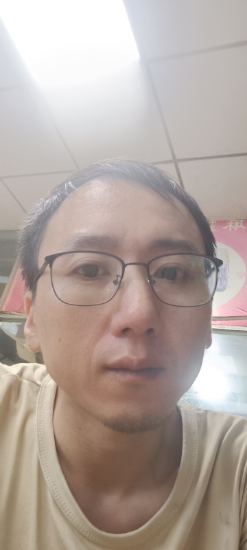 想胖的瘦子的第一张照片--云霄征婚网