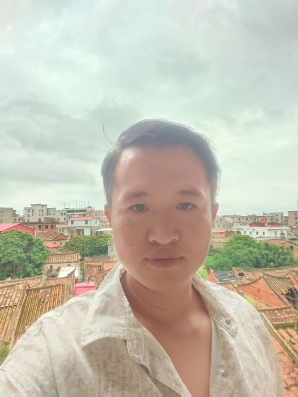 陌生人的第二张照片--云霄征婚网
