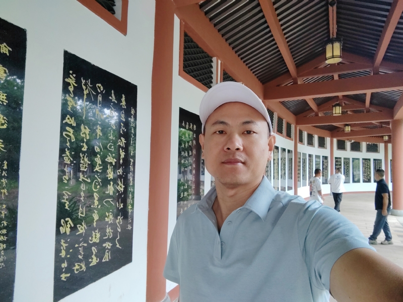 爱运动的范的第一张照片--云霄征婚网